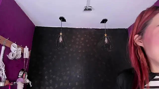 Alexa Slave online show from 10/07/25, 07:04