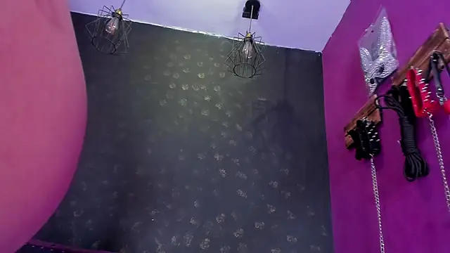 Alexa Slave online show from 02/06/26, 07:10