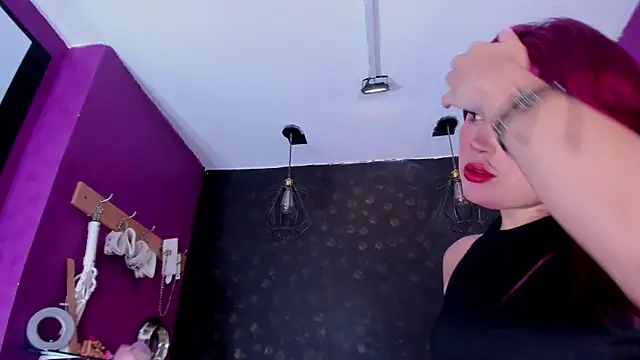 Alexa Slave online show from 10/21/25, 07:24