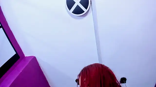 Alexa Slave online show from 09/25/25, 02:45