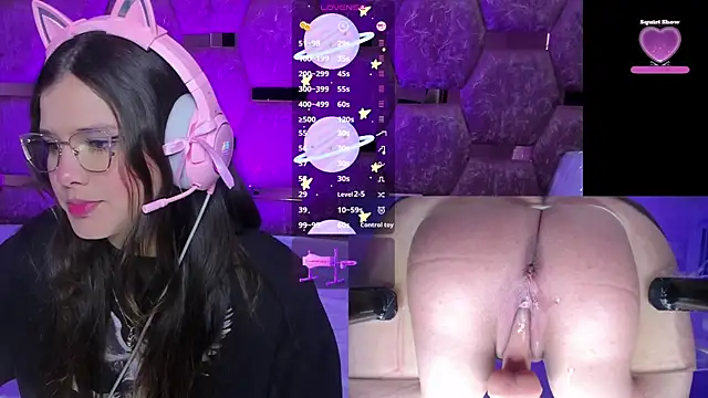 Trianna   online show from 11/29/25, 01:55