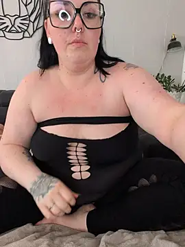 -BonnieBlack- online show from 04/09/26, 06:19