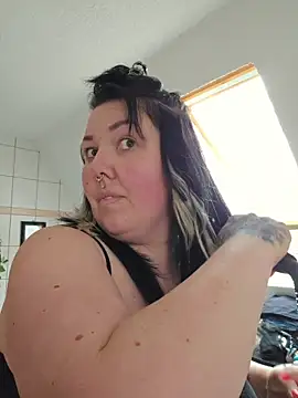 -BonnieBlack- online show from 03/31/26, 09:00