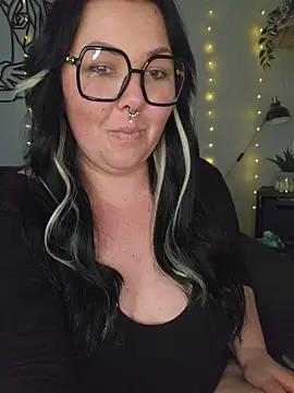 -BonnieBlack- online show from 02/10/26, 08:02