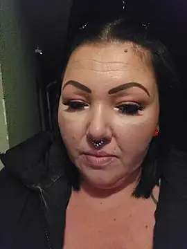 -BonnieBlack- online show from 12/14/25, 02:18