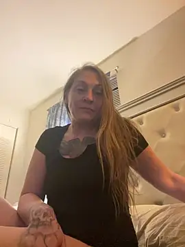 Snapshot of StaceyWildXo chatting on 02/15/26, 03:51 StaceyWildXo online show from 02/15/26, 03:51