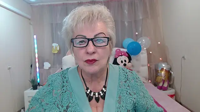 KayleSmoll online show from 09/17/25, 06:21