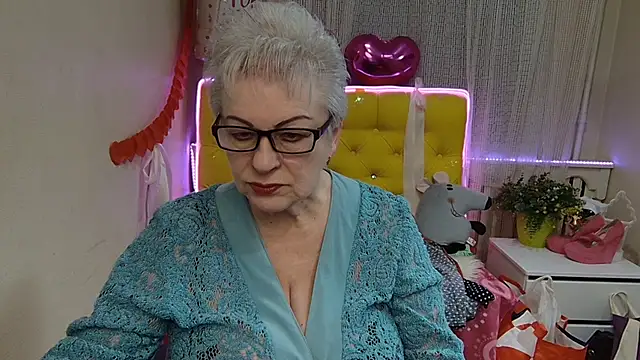 KayleSmoll online show from 03/21/25, 07:46