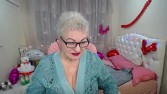 KayleSmoll online show from 03/07/25, 07:38