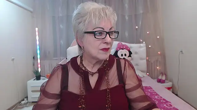 KayleSmoll online show from 09/12/25, 06:29