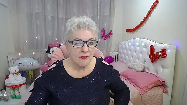 KayleSmoll online show from 03/12/25, 07:14