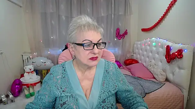 KayleSmoll online show from 03/08/25, 05:17