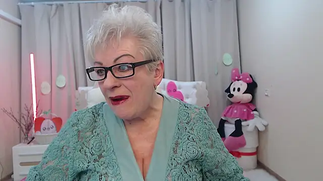 KayleSmoll online show from 04/11/26, 06:44