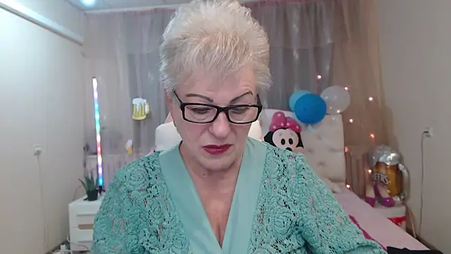 KayleSmoll online show from 09/28/25, 06:26