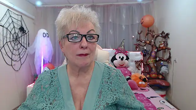 KayleSmoll online show from 11/01/25, 07:30