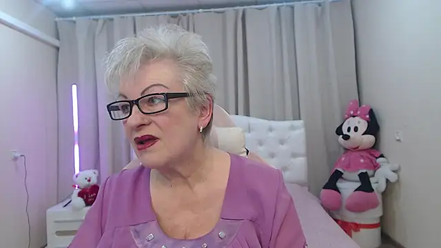 KayleSmoll online show from 03/24/26, 08:09