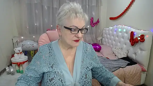 KayleSmoll online show from 03/14/25, 10:38