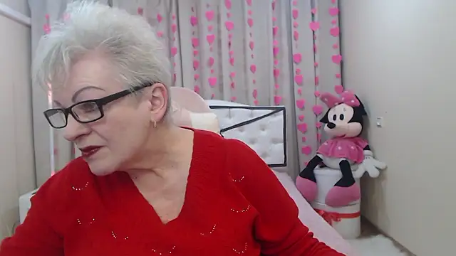 KayleSmoll online show from 02/10/26, 07:57