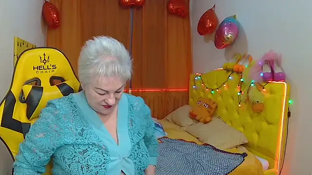 KayleSmoll online show from 03/22/25, 10:26