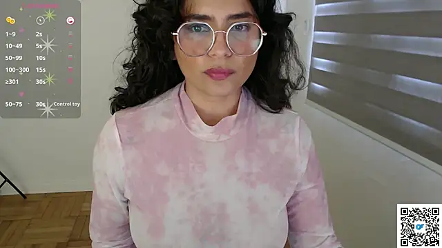 cinnamon rosa online show from 10/28/25, 08:08