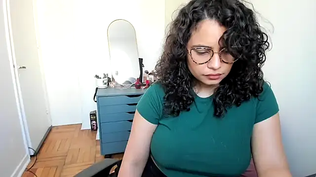 cinnamon rosa online show from 02/22/25, 09:37