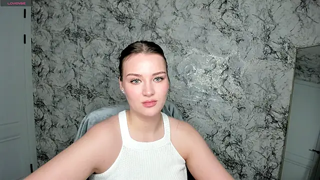 DeniRicchii online show from 03/12/26, 07:40