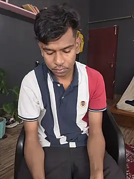 richardjames95 online show from 11/21/25, 06:40