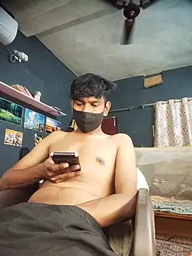 richardjames95 online show from 03/10/26, 09:41