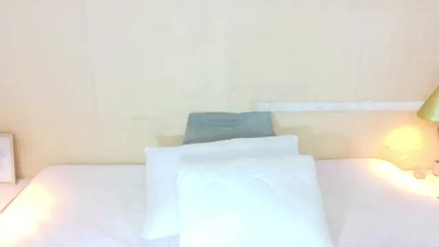 Shamiraa moore online show from 10/20/25, 08:20