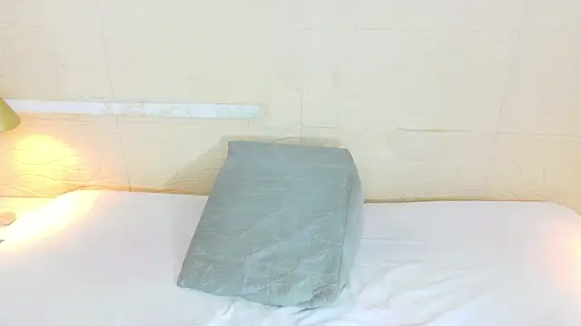 Shamiraa moore online show from 06/02/26, 08:20