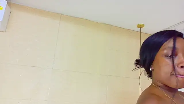 Shamiraa moore online show from 12/02/25, 08:54