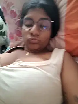 Sofythom1 online show from 03/22/26, 11:06