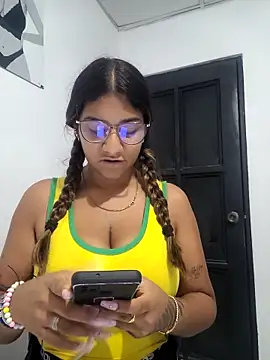 Sofythom1 online show from 11/21/25, 03:16