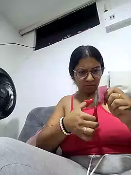 Sofythom1 online show from 10/25/25, 01:38