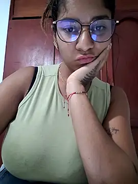 Sofythom1 online show from 03/22/26, 01:20