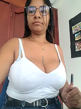 Sofythom1 online show from 05/10/26, 08:44