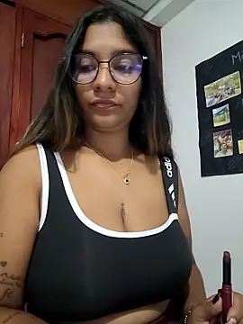 Sofythom1 online show from 05/06/26, 03:32