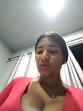 Sofythom1 online show from 04/29/26, 05:44