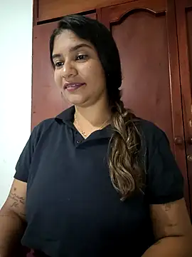 Sofythom1 online show from 05/05/26, 05:21