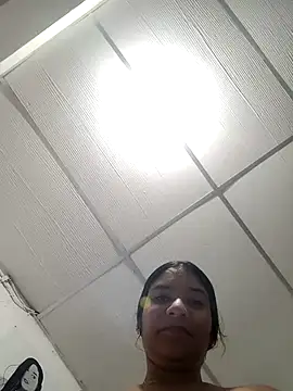 Sofythom1 online show from 11/26/25, 02:33