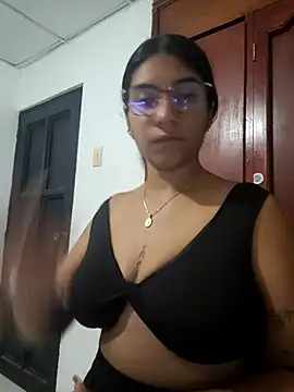 Sofythom1 online show from 04/10/26, 01:45