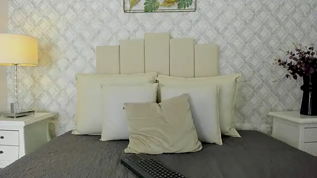 MarianaSanz online show from 09/10/25, 02:16