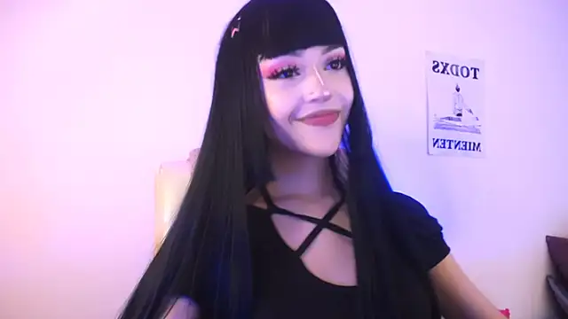 Snapshot of elektraa_sky11 chatting on 05/25/26, 10:19 elektraa sky11 online show from 05/25/26, 10:19