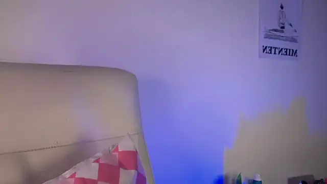 Snapshot of elektraa_sky11 chatting on 01/08/25, 08:18 elektraa sky11 online show from 01/08/25, 08:18