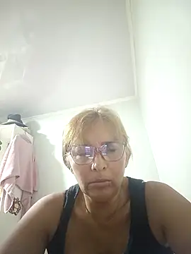 leona- online show from 03/24/26, 04:29