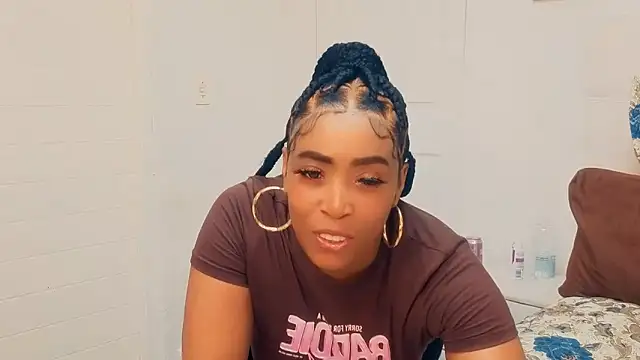 GiantBootyMilf online show from 05/23/26, 05:45