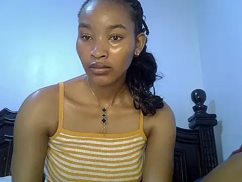 cute-alexis online show from 12/16/25, 10:08