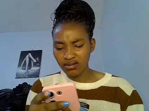 cute-alexis online show from 04/14/26, 08:19