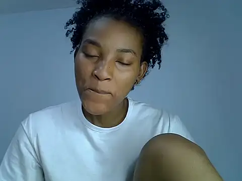 cute-alexis online show from 09/18/25, 07:22