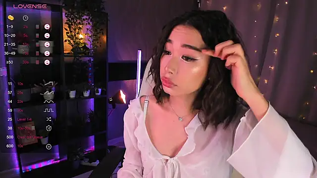 sensualily online show from 11/28/25, 03:34